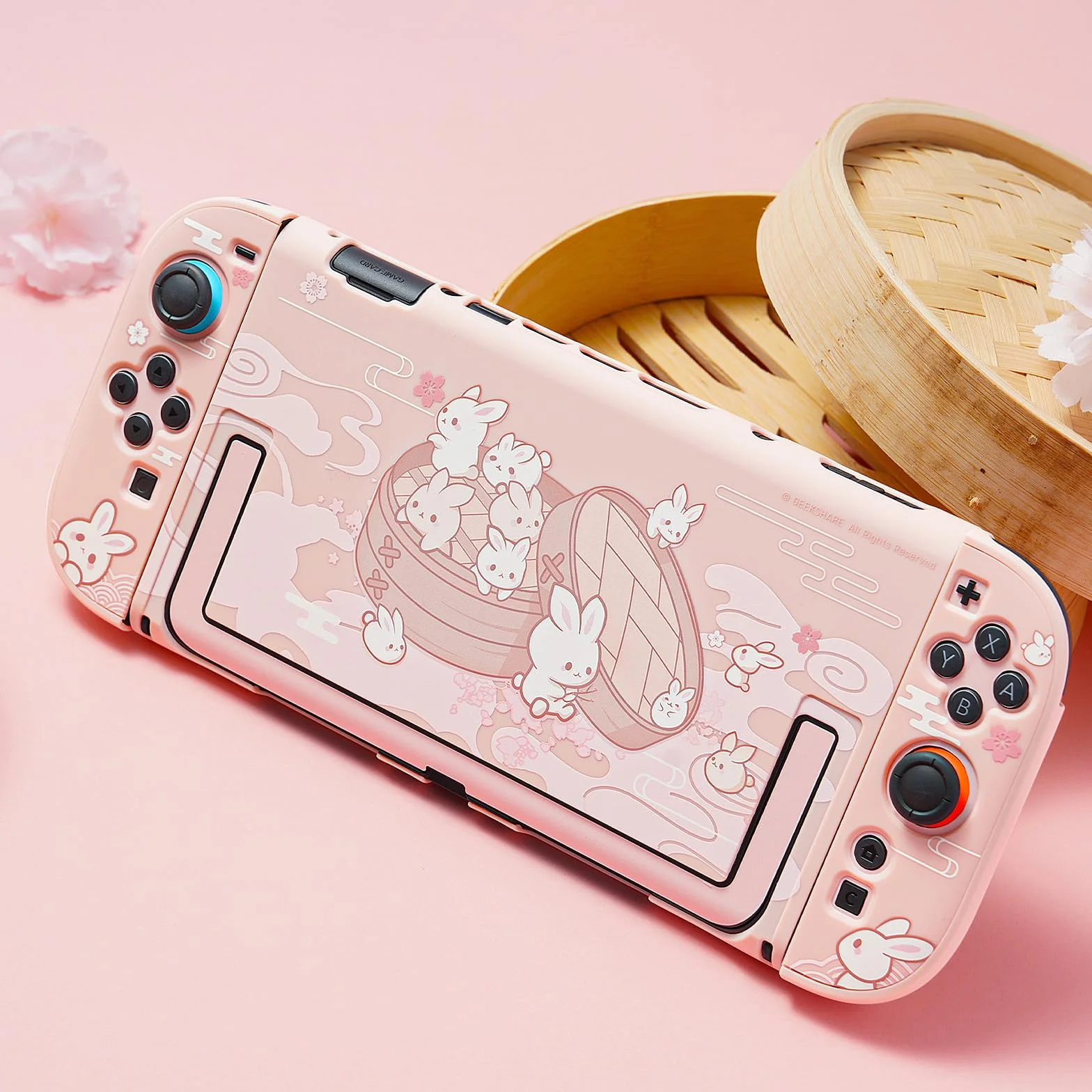 GeekShare Guscio protettivo compatibile con Switch 2, custodia agganciabile Kawaii Cartoon per Switch 2, cover con design antigraffio e antiurto - Coniglio panino al vapore