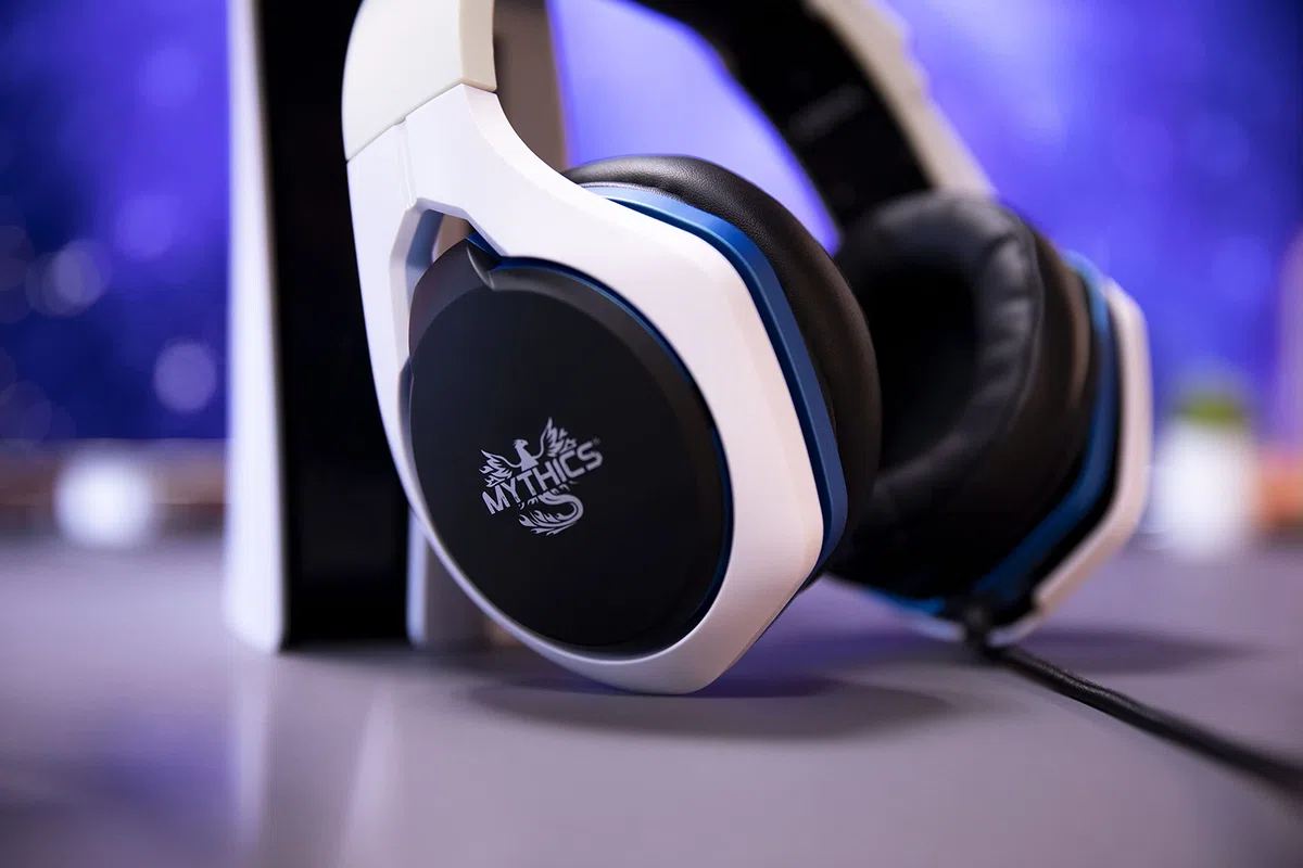 Konix Mythics Cuffie gaming con cavo Hyperion PS5 - Altoparlanti da 50 mm - Microfono - Cavo da 1,5 m - Connettore Jack da 3,5 mm - Bianco e nero