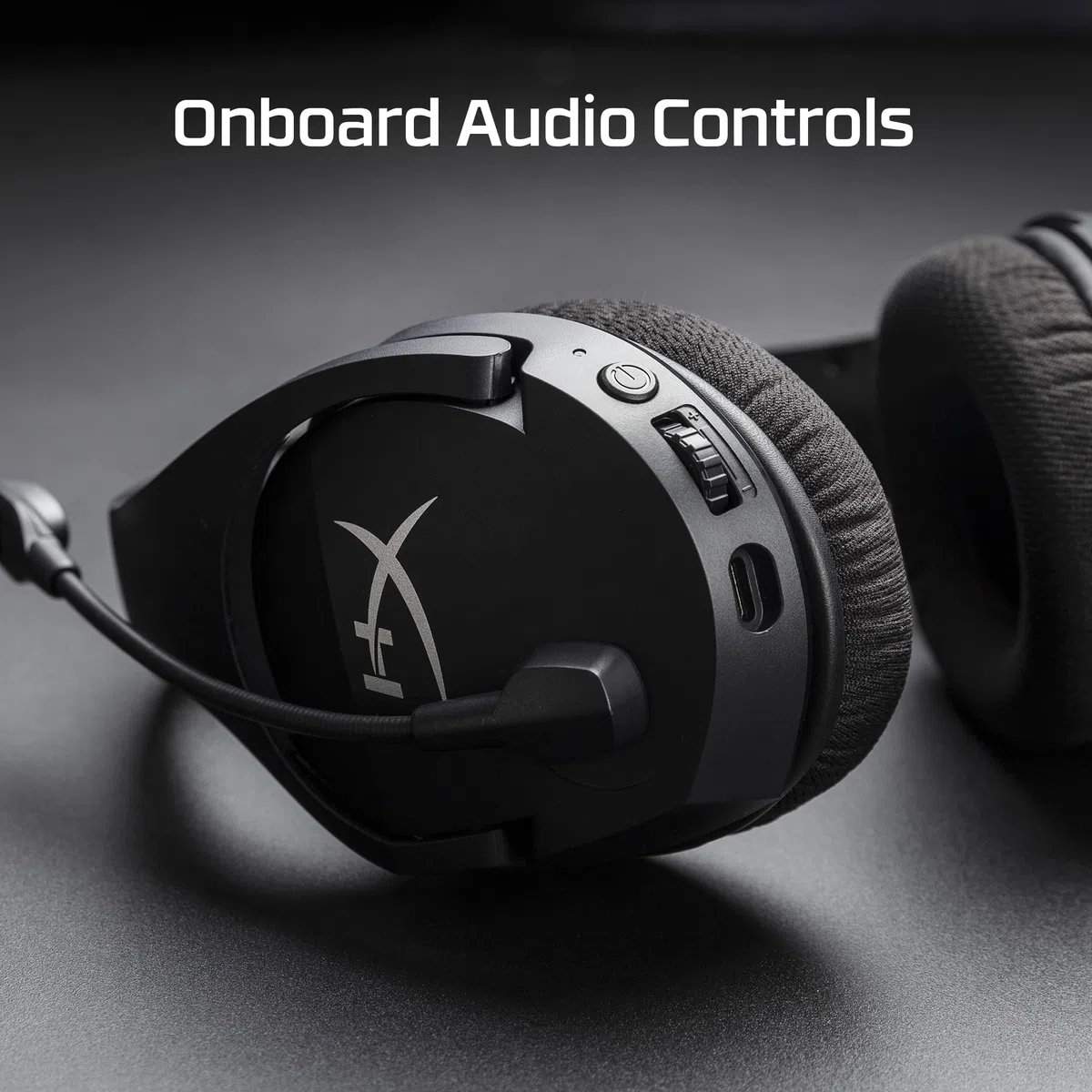 HyperX Cloud Stinger Core, Cuffie da Gaming Senza Filo, Connessione a 2,4 GHz, Telaio in Acciaio, Cuscinetti in Memory Foam Rivestiti in Tessuto, Autonomia Fino a 17 Ore, Adatto per PC, Nero