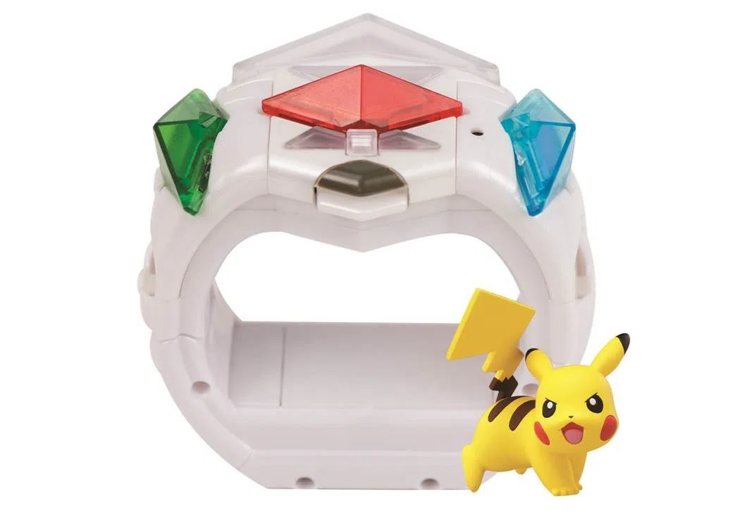 Pokemon T19202D – Anello Z con figurina di Pikachu & 3 Cristalli Z