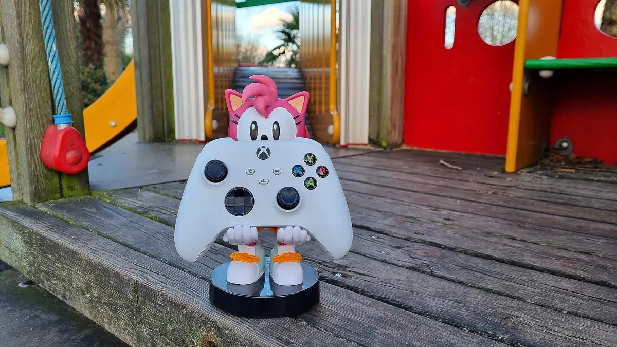 EXG Amy Rose (Sonic Lady) Cable guy - Not Machine Specific
